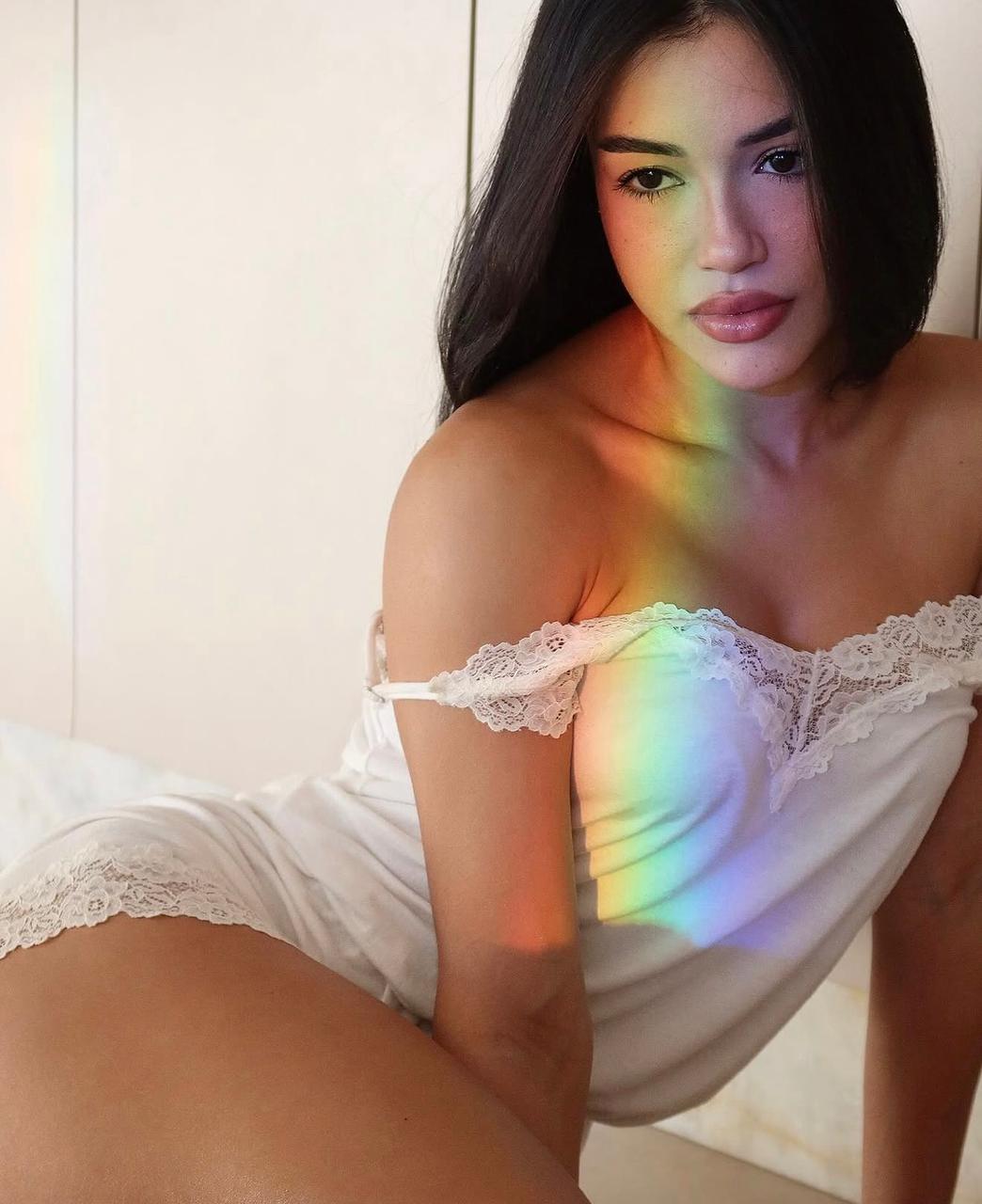 Escort - MONICA - Ibiza Tops